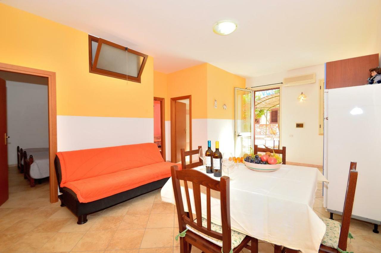Case Vacanze Piccolo Balestrate Bagian luar foto